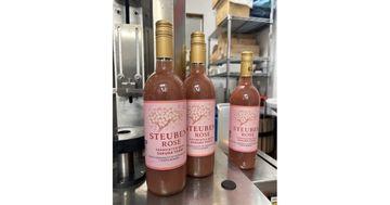 応用生物学部の研究室がソメイヨシノの花から分離した酵母にて東京都内でのワイン醸造に成功