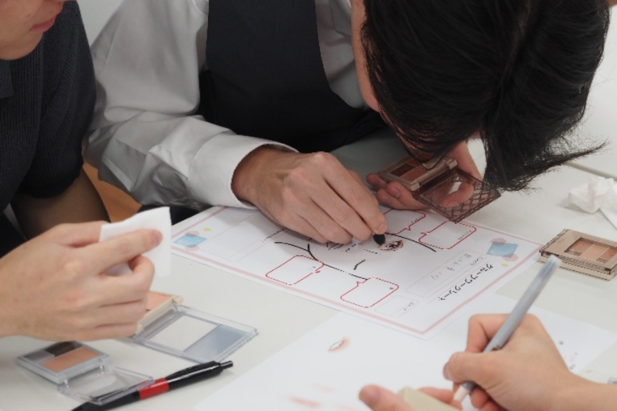 学生によるグループワーク
