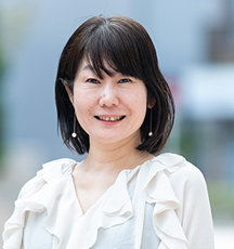 上岡玲子